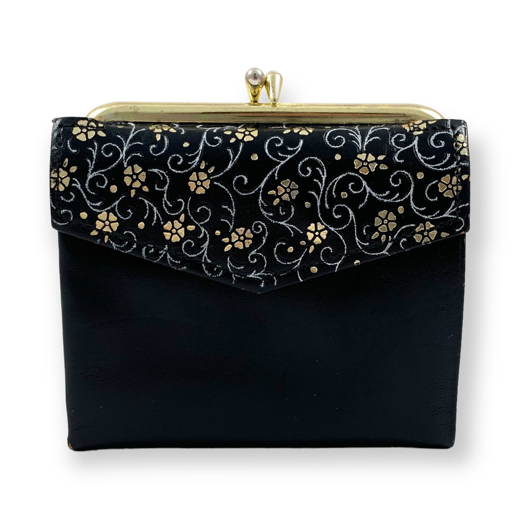 1950's black saddle leather gold floral kiss-lock wallet - Picture 13 of 13